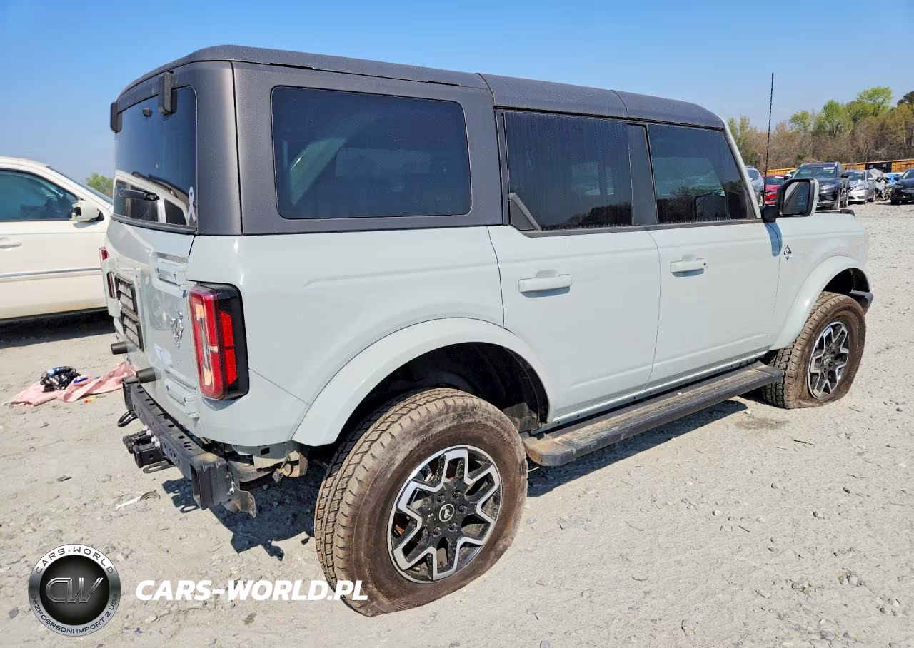 2024 Ford Bronco Outer Banks VIN:1FMDE8BH3RLB15672 - 3