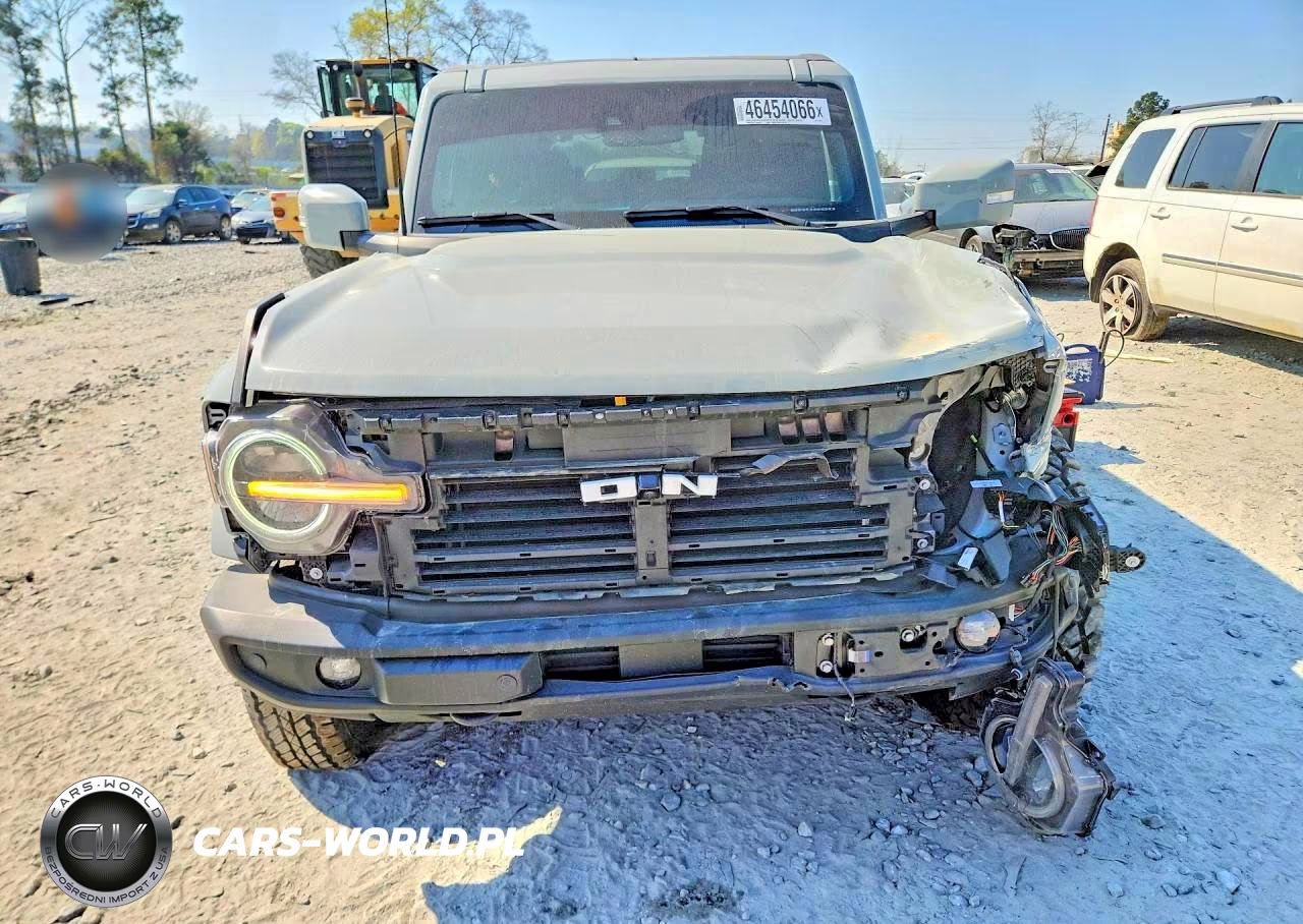 2024 Ford Bronco Outer Banks VIN:1FMDE8BH3RLB15672 - 5