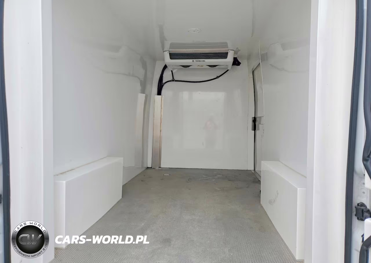 2023 Ram Promaster 2500 Refrigerated Delivery Van VIN:3C6LRVDG1PE565602 - 10
