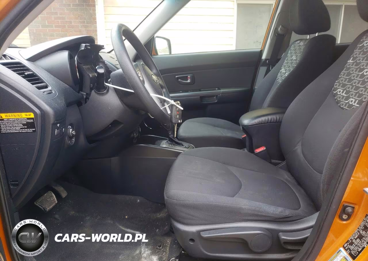 2011 Kia Soul + VIN:KNDJT2A28B7228586 - 7