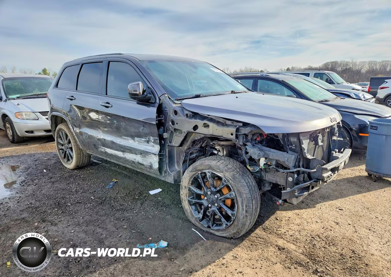 2020 Jeep Grand Cherokee Laredo VIN:1C4RJFAG1LC293106 - 4