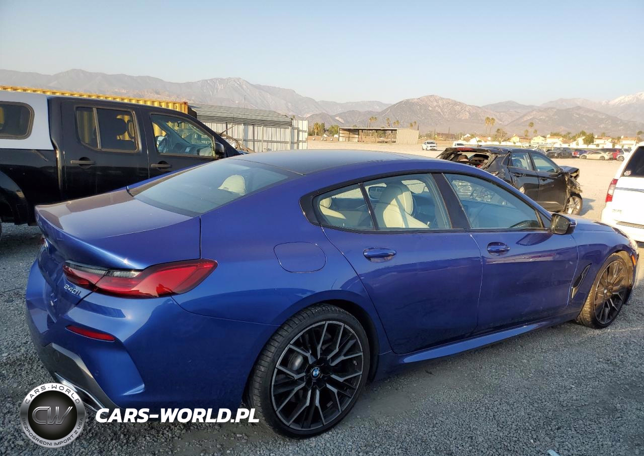 2023 BMW 840I VIN:WBAGV2C08PCM85470 - 3