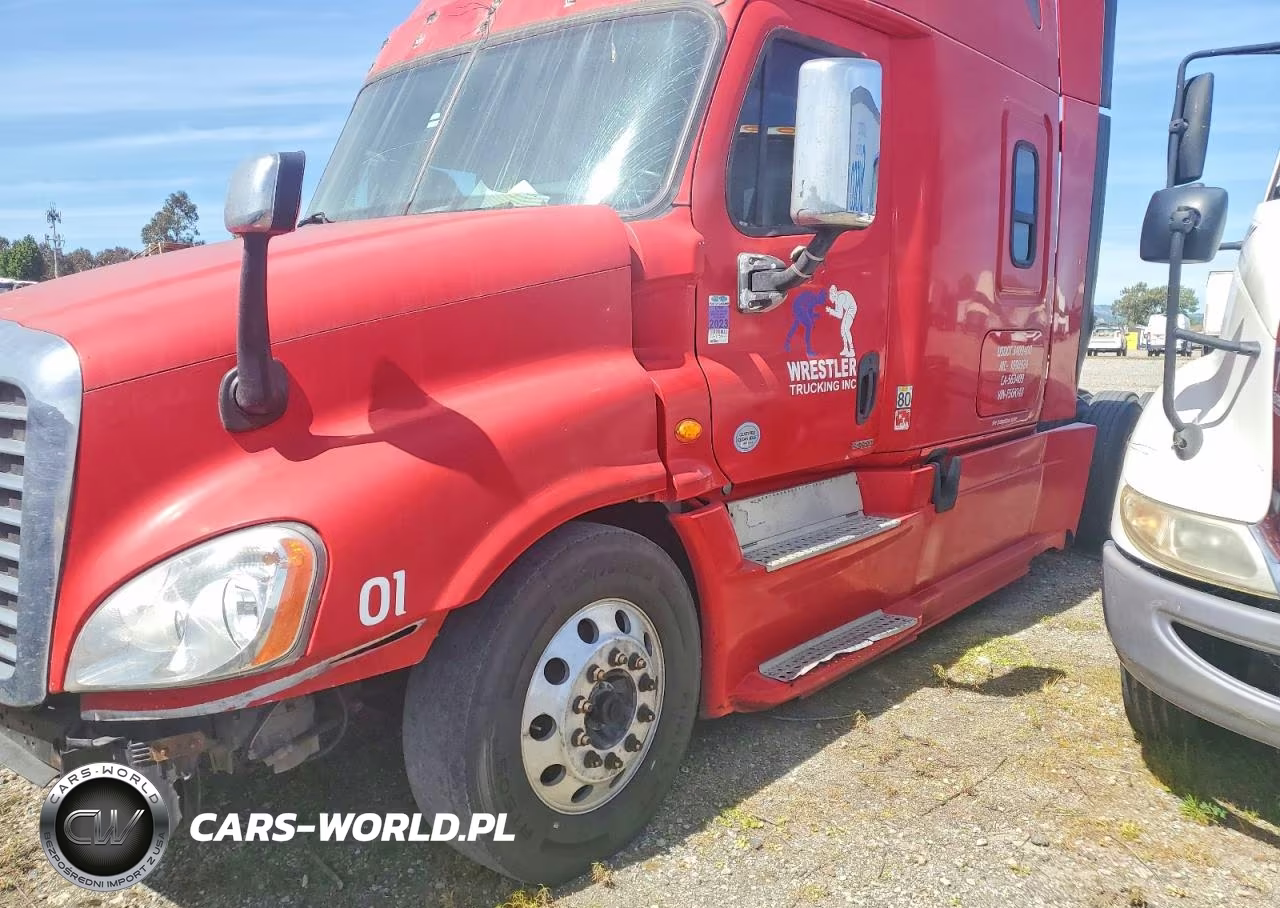 2015 Freightliner Cascadia Semi Truck VIN:3AKJGLD53FSGK1411 - 9