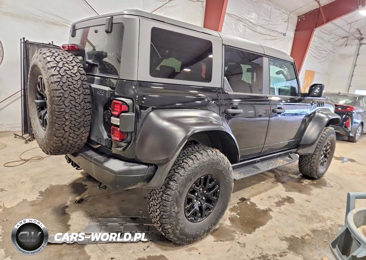 2023 Ford Bronco Raptor VIN:1FMEE5JR8PLB36172 - 3