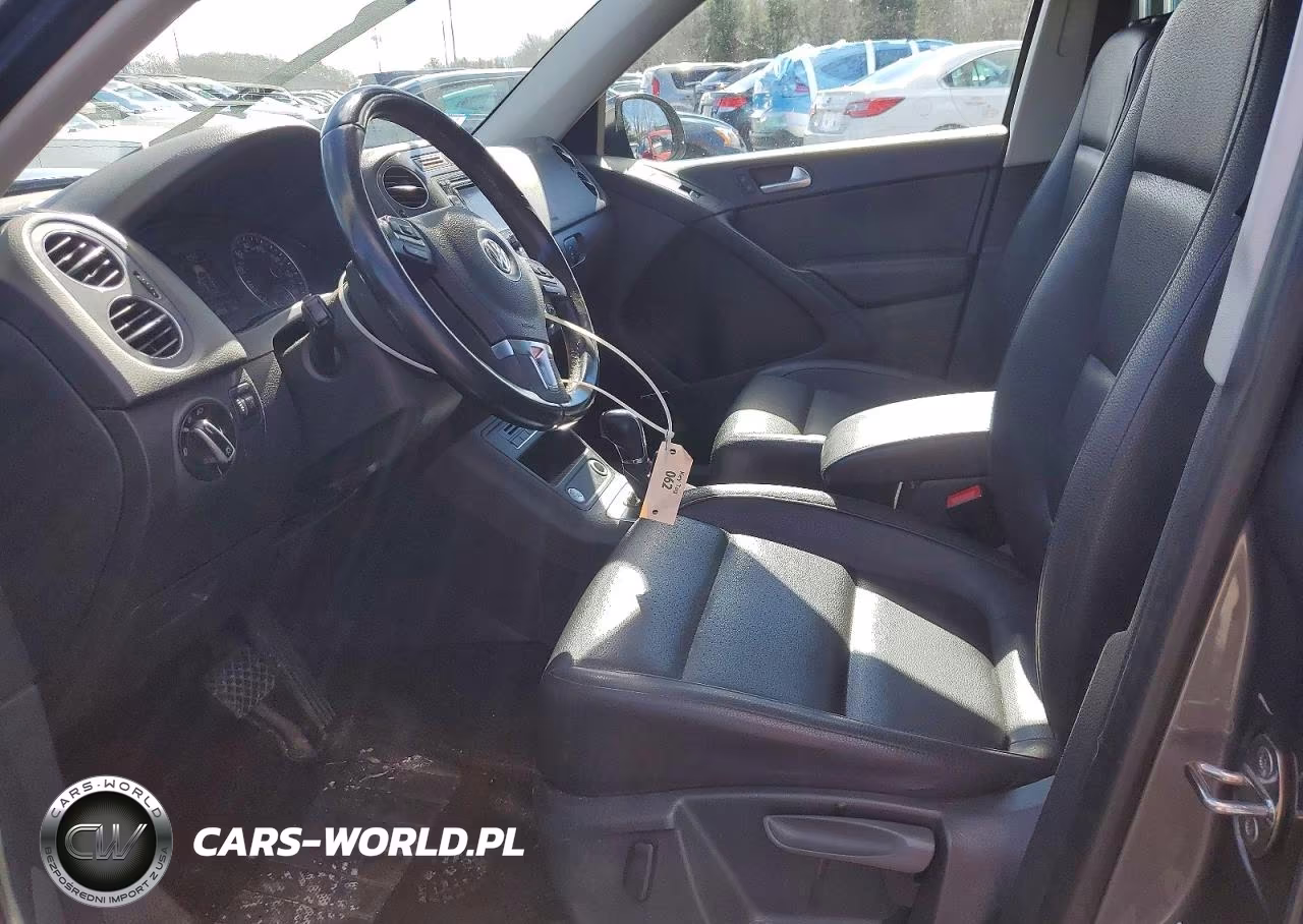2014 Volkswagen Tiguan S VIN:WVGBV3AX6EW555994 - 7