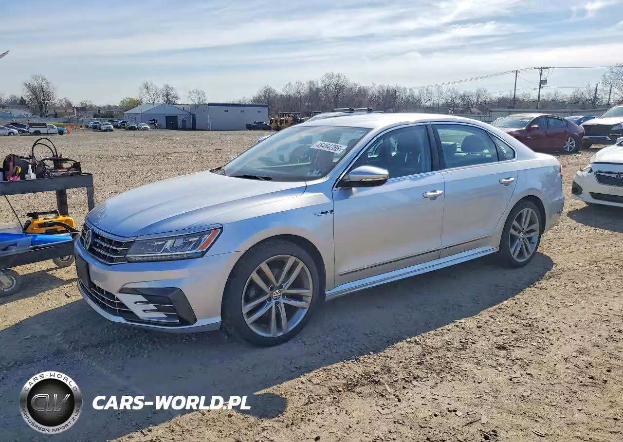 2017 Volkswagen Passat R-Line