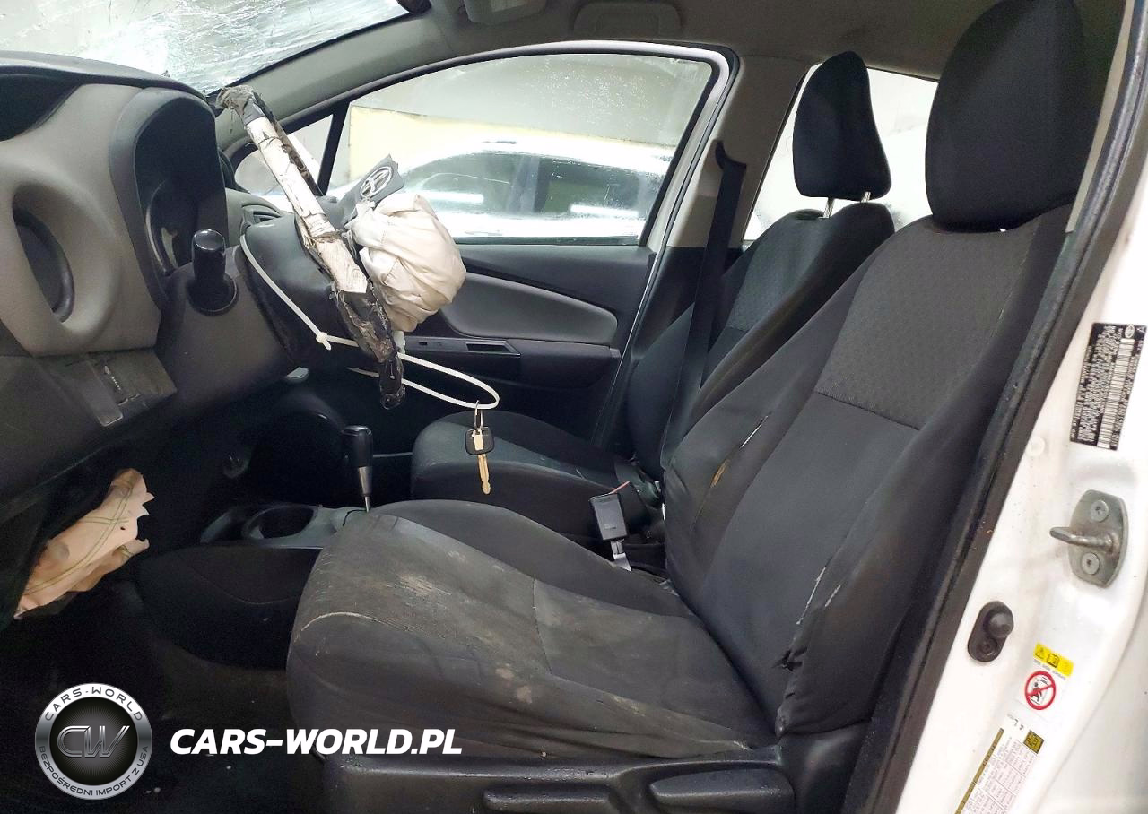 2015 Toyota Yaris 5-Door L VIN:VNKKTUD39FA036436 - 7