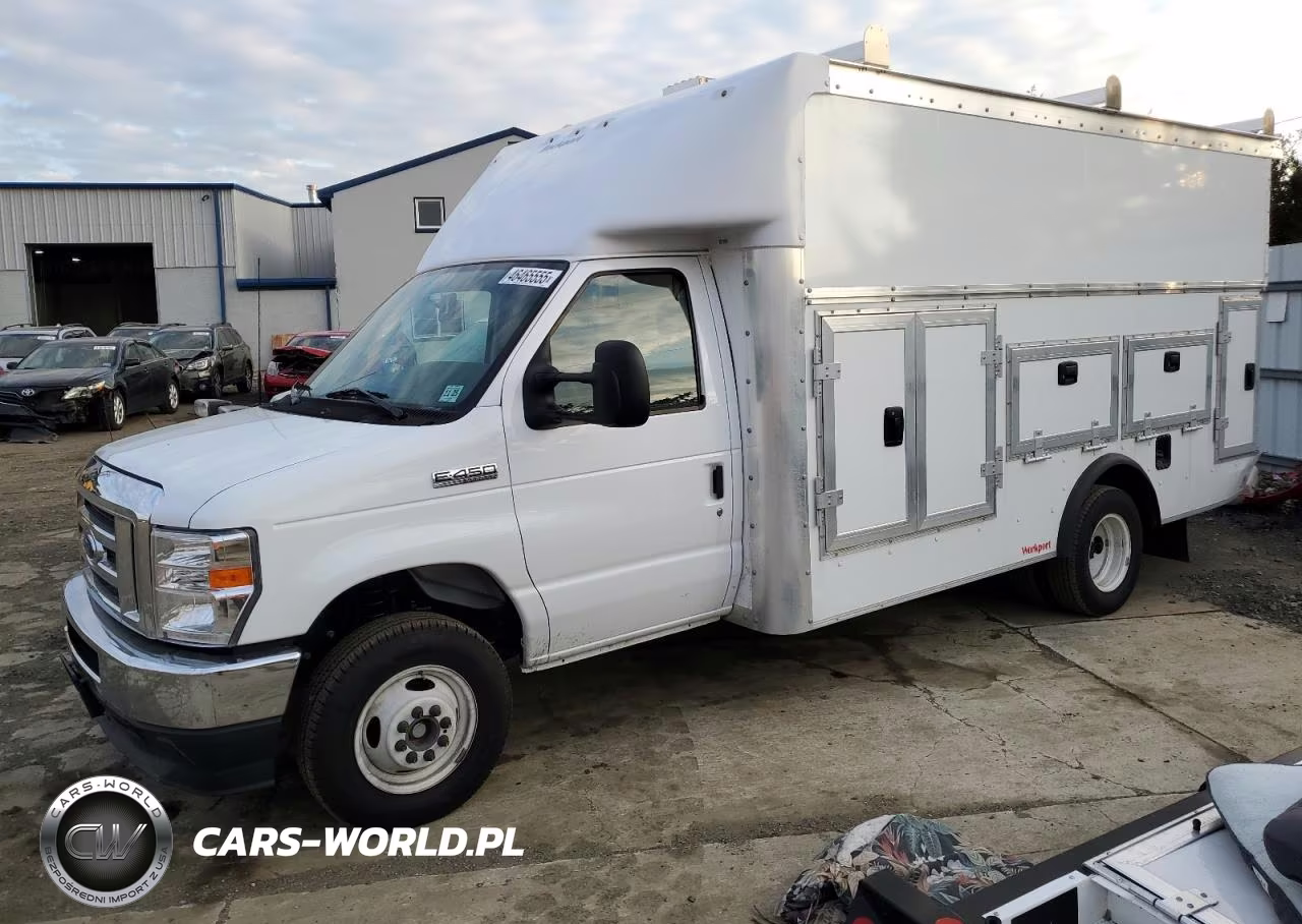 2025 Ford Econoline E450 Super Duty Cutaway Van – zdjęcie 1 z 13
