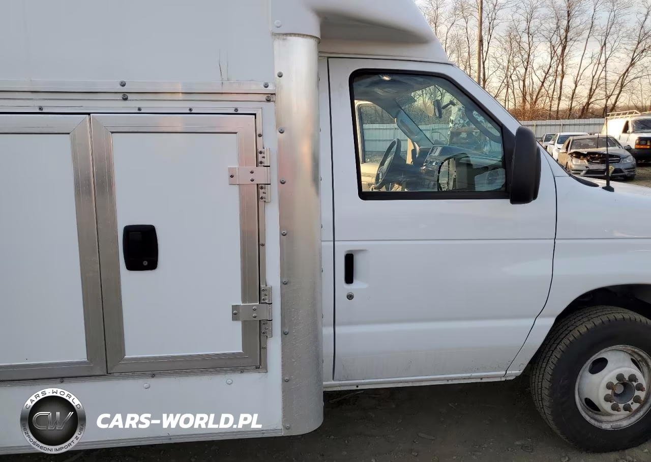 2025 Ford Econoline E450 Super Duty Cutaway Van VIN:1FDXE4FN5SDD04412 - 10