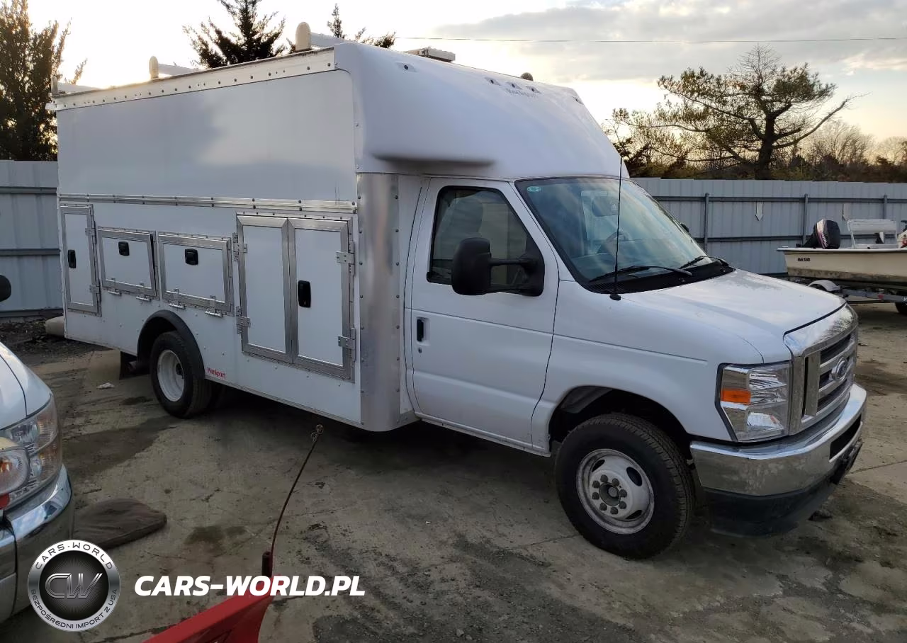 2025 Ford Econoline E450 Super Duty Cutaway Van VIN:1FDXE4FN5SDD04412 - 4