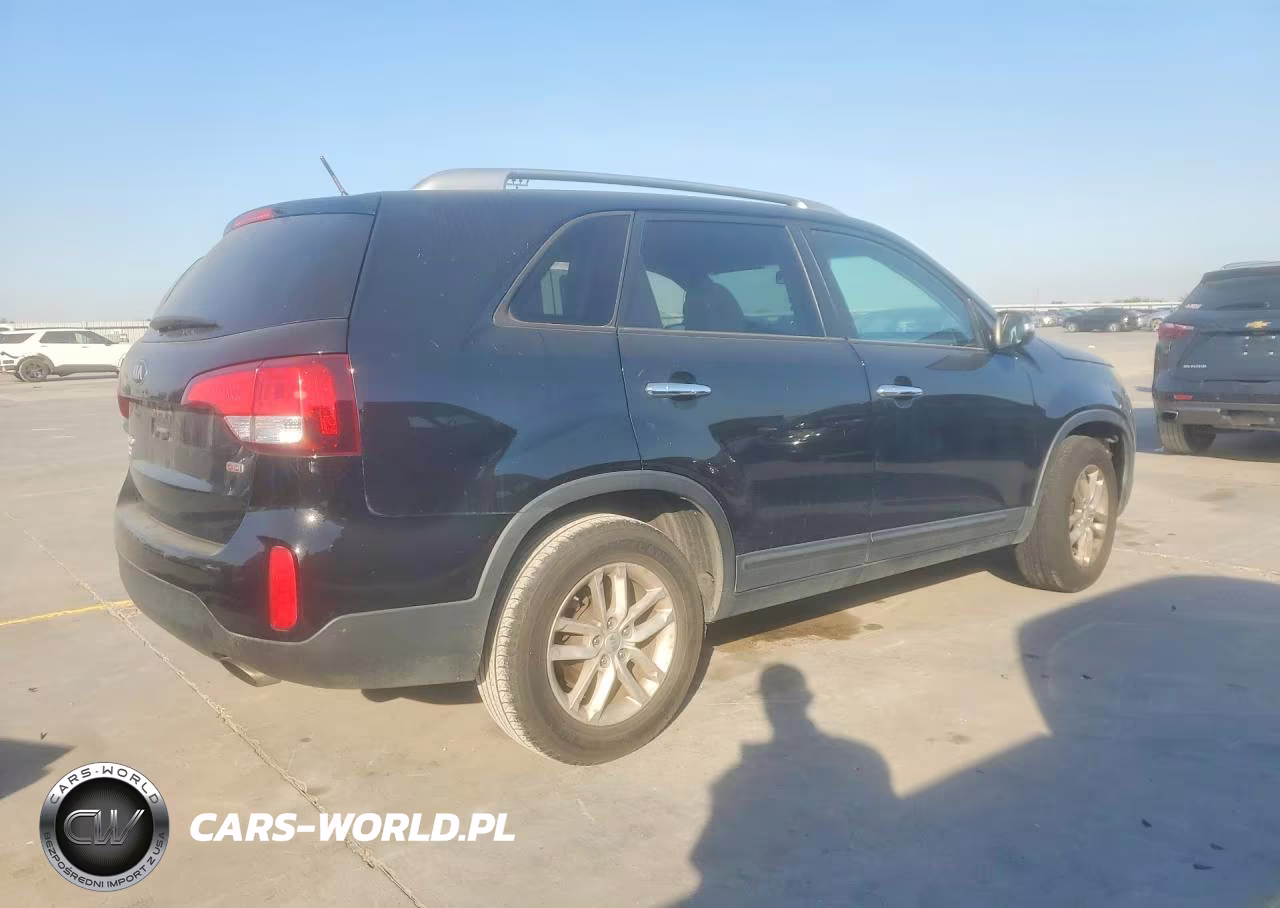 2015 Kia Sorento Lx VIN:5XYKT4A79FG593864 - 3