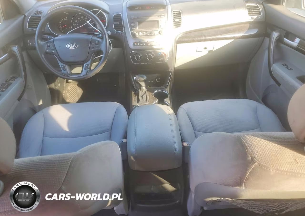 2015 Kia Sorento Lx VIN:5XYKT4A79FG593864 - 8
