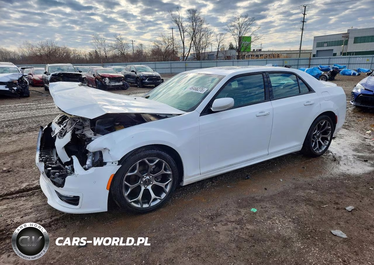 2018 Chrysler 300 S