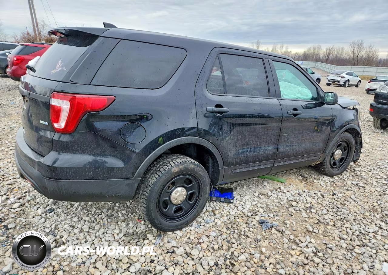 2017 Ford Explorer Police Interceptor VIN:1FM5K8AR0HGB33688 - 3