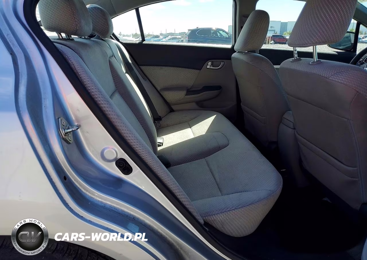2015 Honda Civic Hybrid VIN:19XFB4F25FE001102 - 10