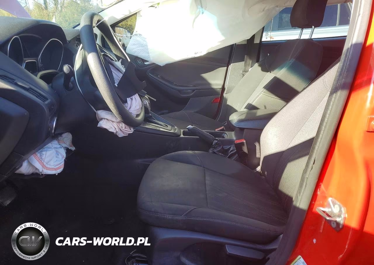 2017 Ford Focus Se VIN:1FADP3K22HL278735 - 7