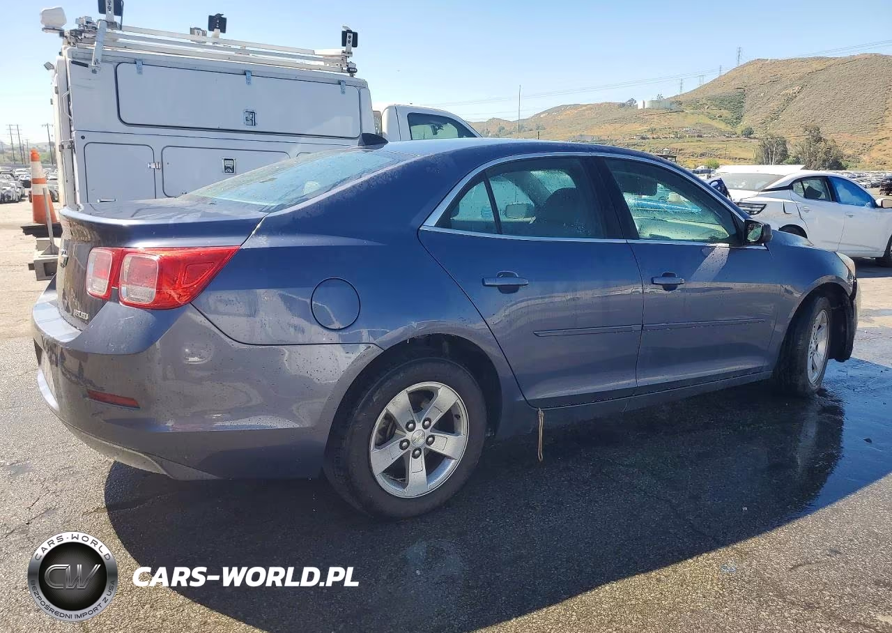 2014 Chevrolet Malibu Ls VIN:1G11B5SL3EF164102 - 3