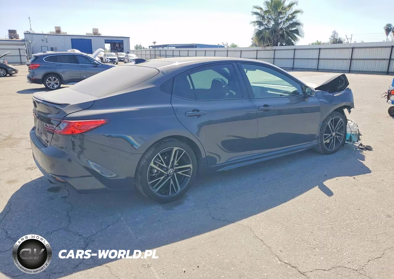 2025 Toyota Camry Xse VIN:4T1DAACKXSU169175 - 3