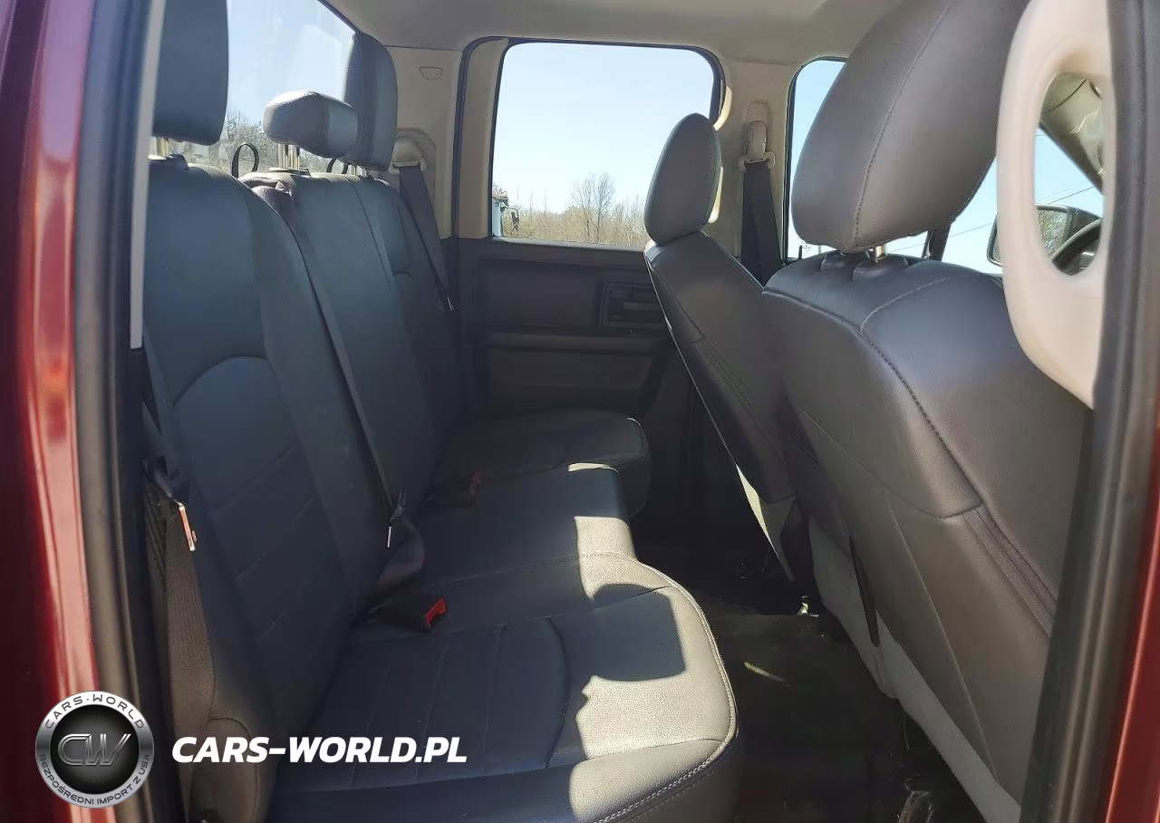 2020 Ram 1500 Classic Tradesman VIN:1C6RR6FG6LS128117 - 10