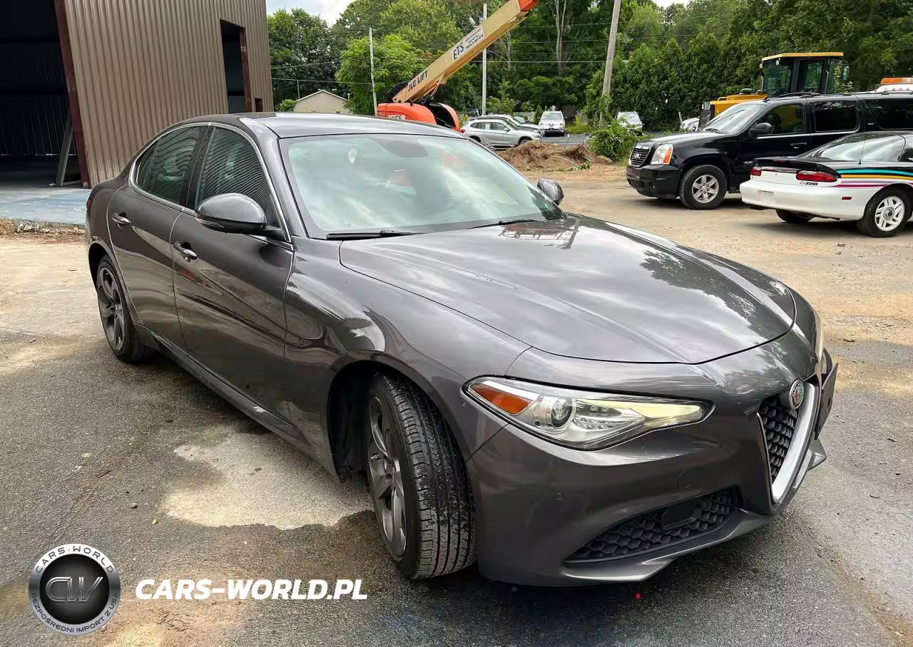 2017 Alfa Romeo Giulia Ti Q4