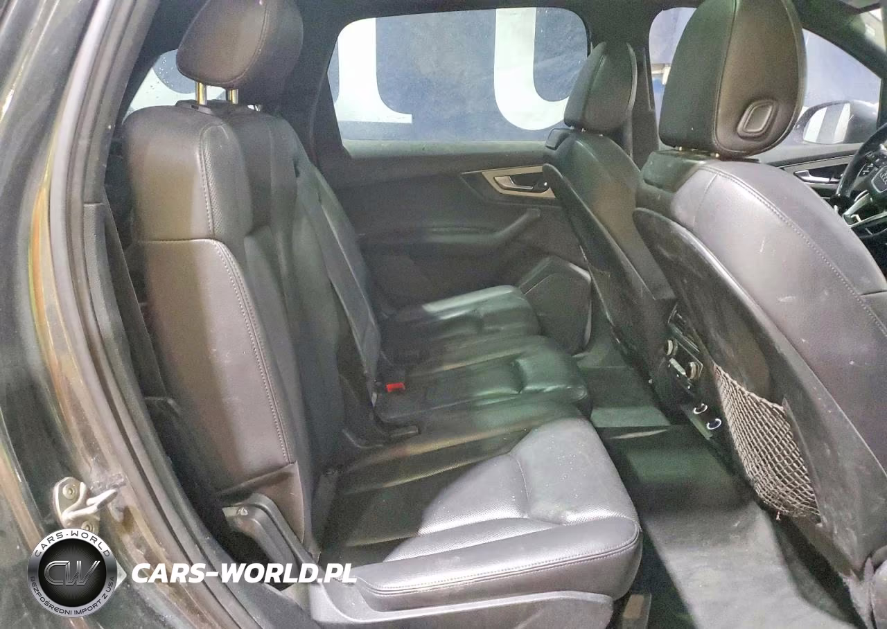2017 Audi Q7 Progressiv S-Line VIN:WA1MAAF72HD054147 - 11