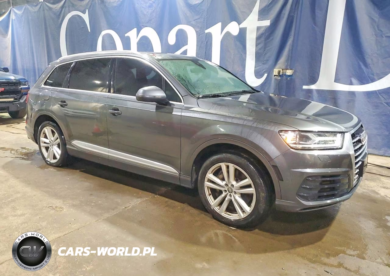2017 Audi Q7 Progressiv S-Line VIN:WA1MAAF72HD054147 - 4