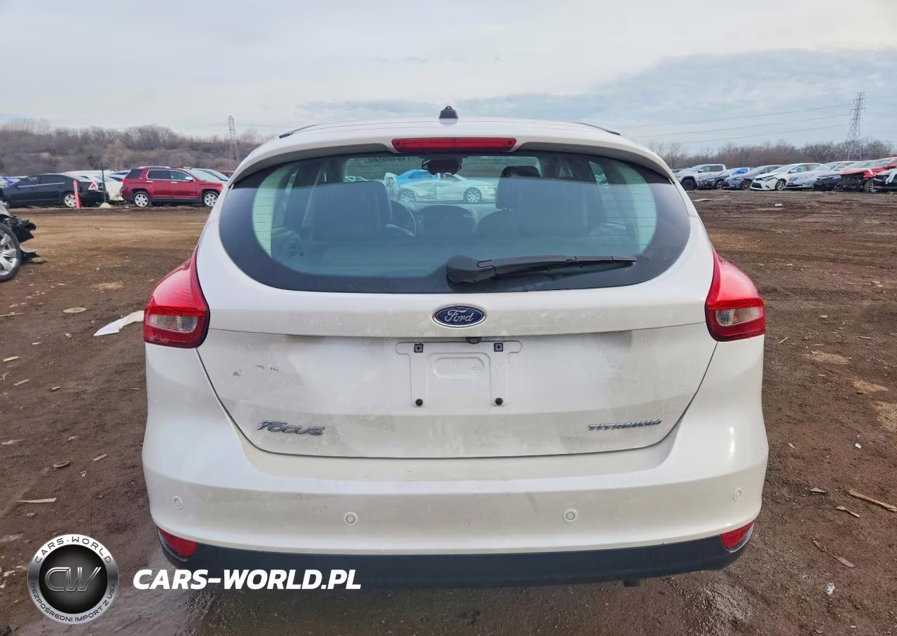 2017 Ford Focus Titanium VIN:1FADP3N23HL265939 - 6