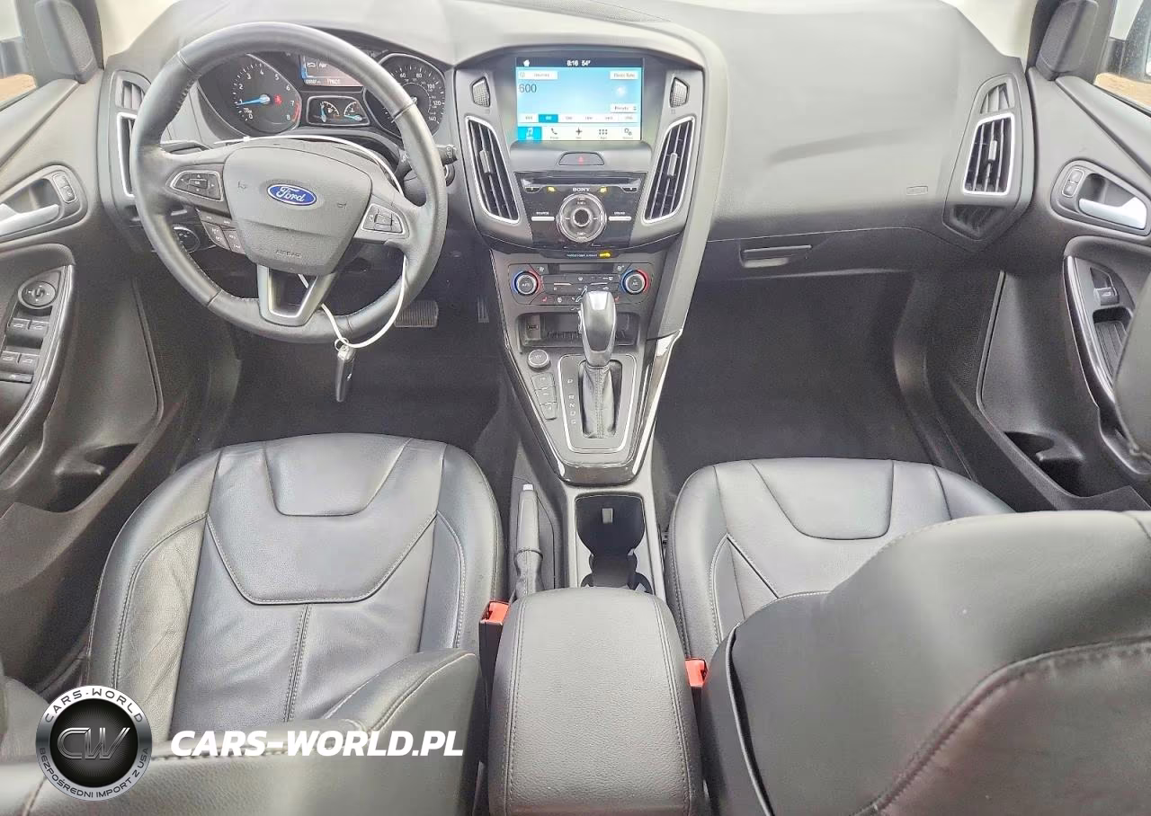 2017 Ford Focus Titanium VIN:1FADP3N23HL265939 - 8