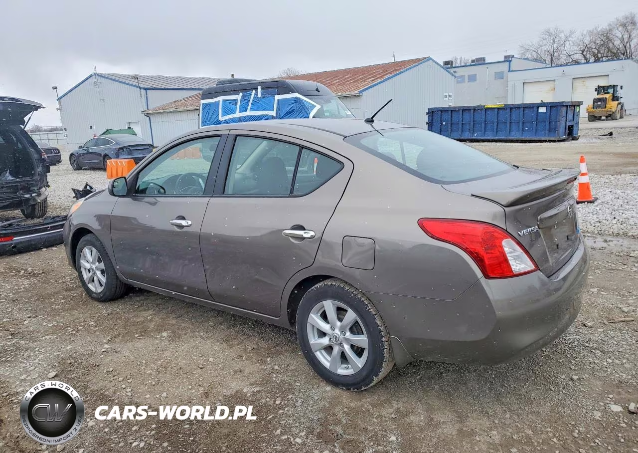 2014 Nissan Versa S VIN:3N1CN7AP0EL826945 - 2