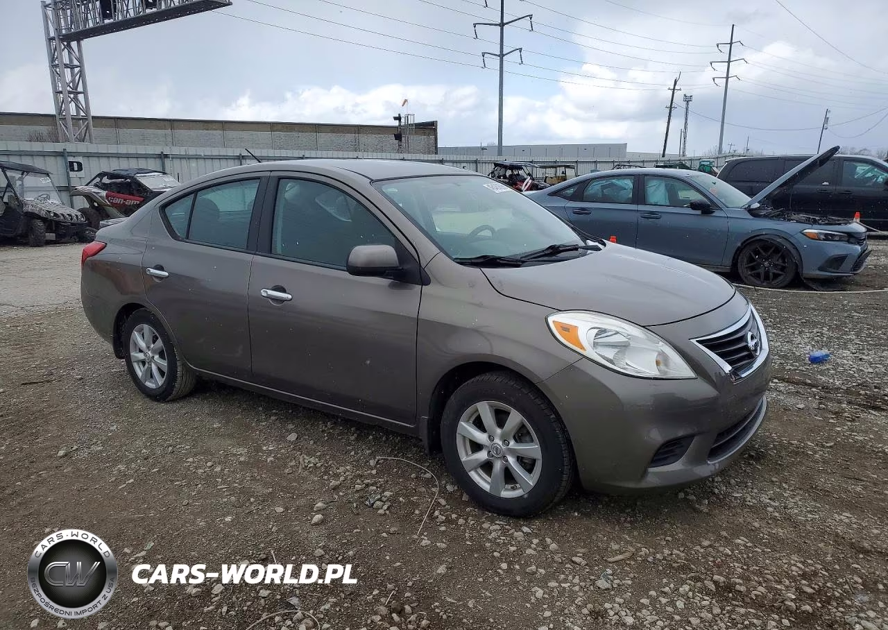 2014 Nissan Versa S VIN:3N1CN7AP0EL826945 - 4