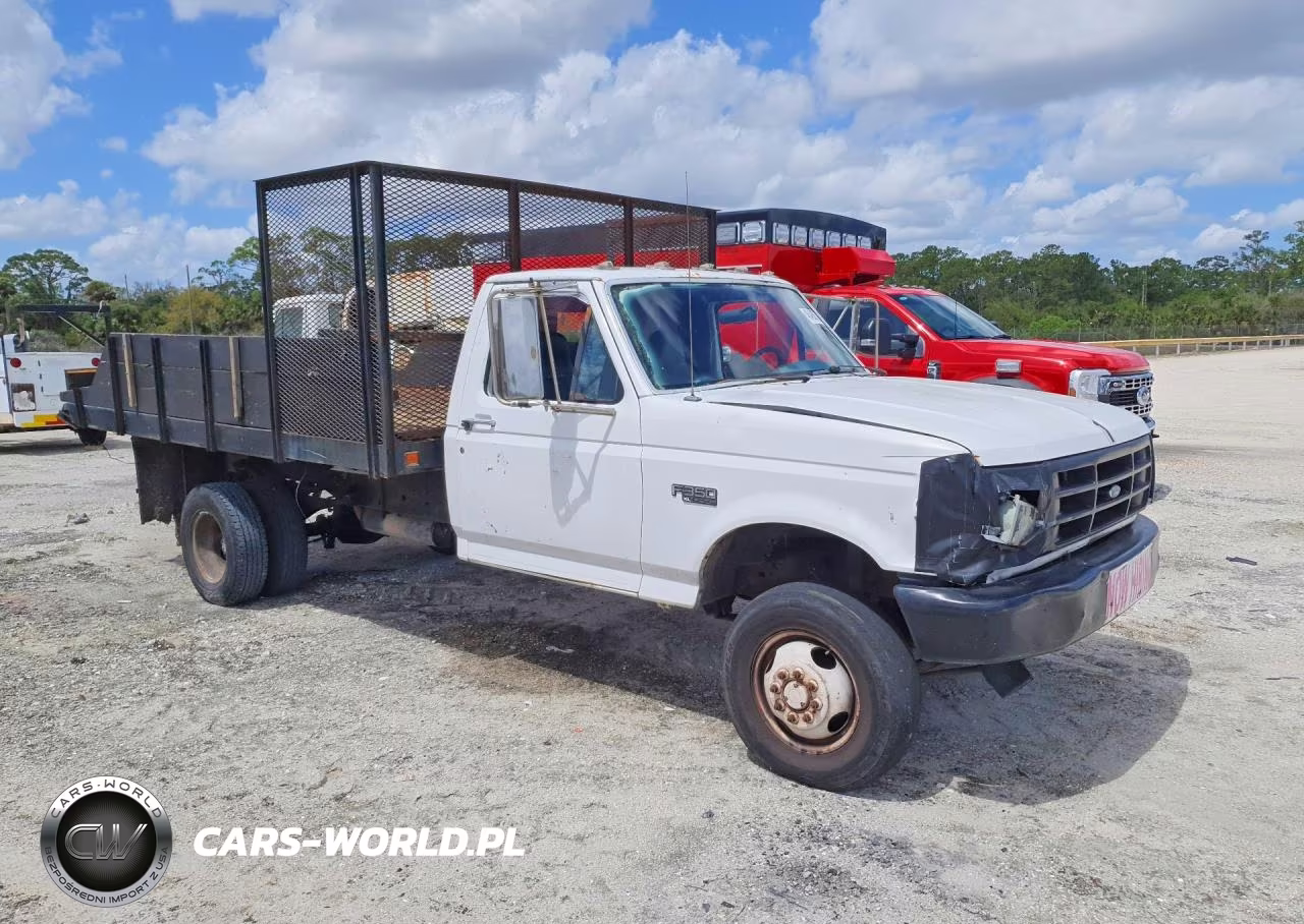 1997 Ford F350 Super Duty Flatbed Truck VIN:1FDKF38G3VEB08256 - 4