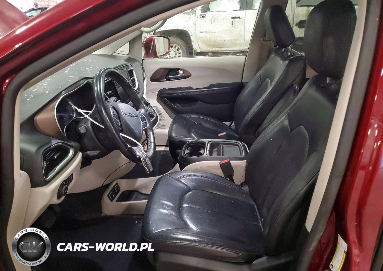 2019 Chrysler Pacifica Hybrid Touring L VIN:2C4RC1L74KR551151 - 7