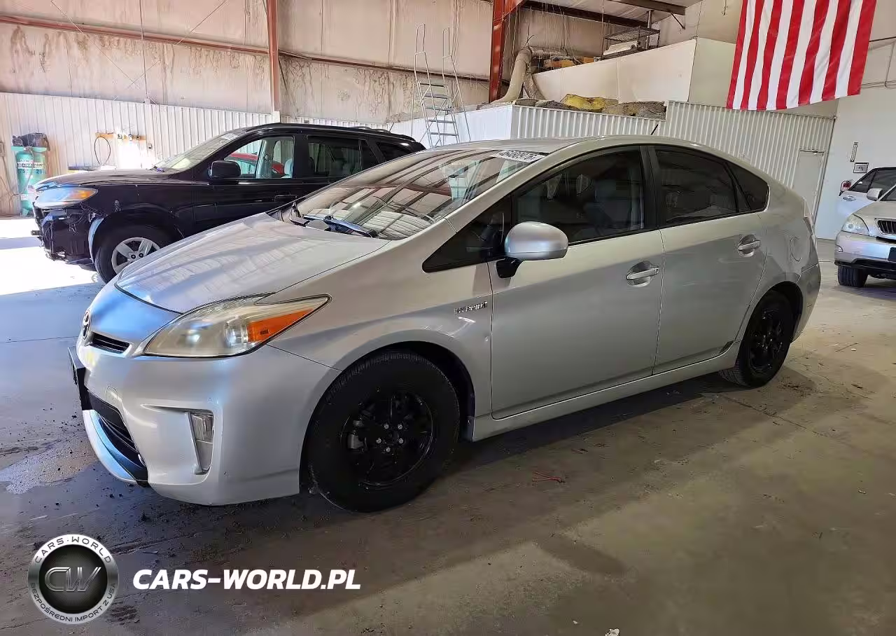 2013 Toyota Prius Three