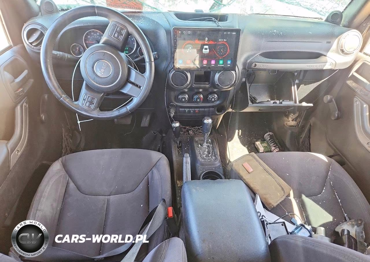 2013 Jeep Wrangler Unlimited Sport VIN:1C4BJWDG4DL564318 - 8