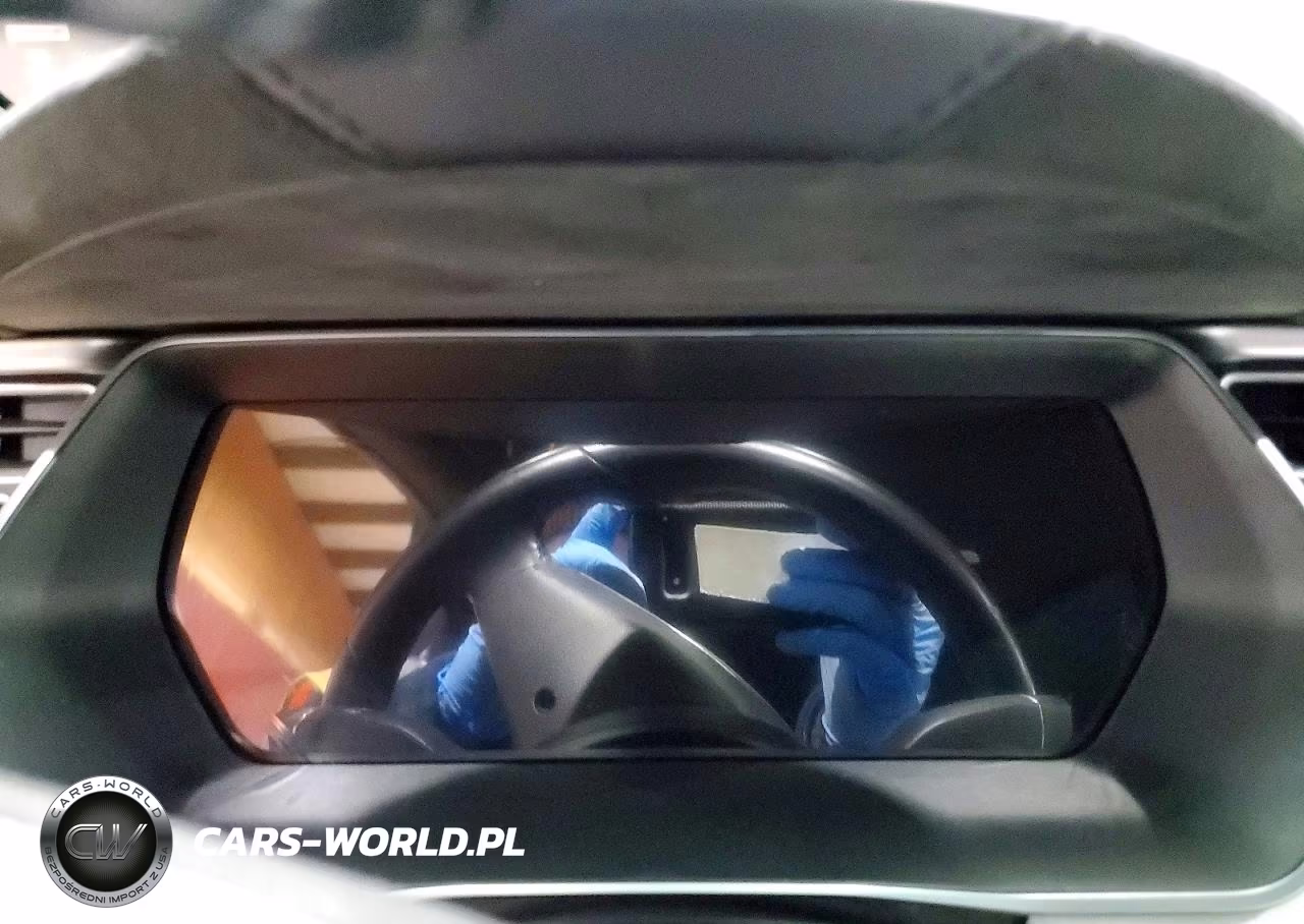 2017 Tesla Model X VIN:5YJXCBE25HF043595 - 9