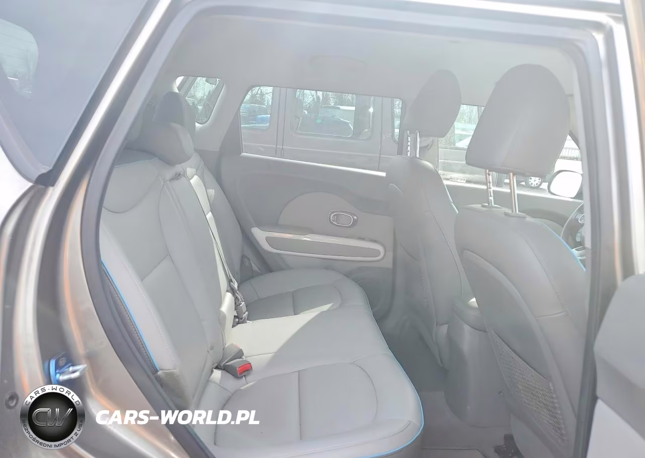2018 Kia Soul Ev + VIN:KNDJX3AE2J7032274 - 10