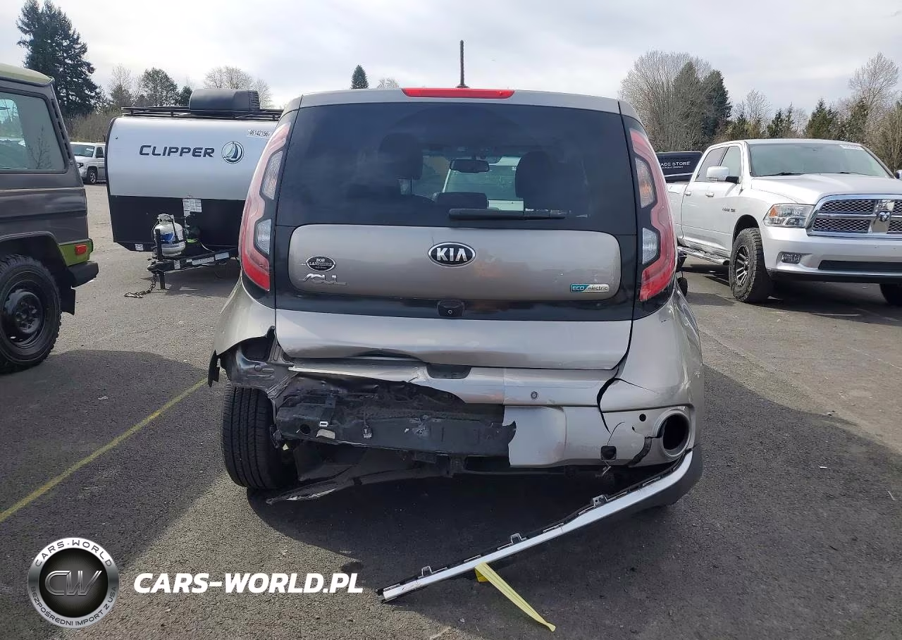 2018 Kia Soul Ev + VIN:KNDJX3AE2J7032274 - 6