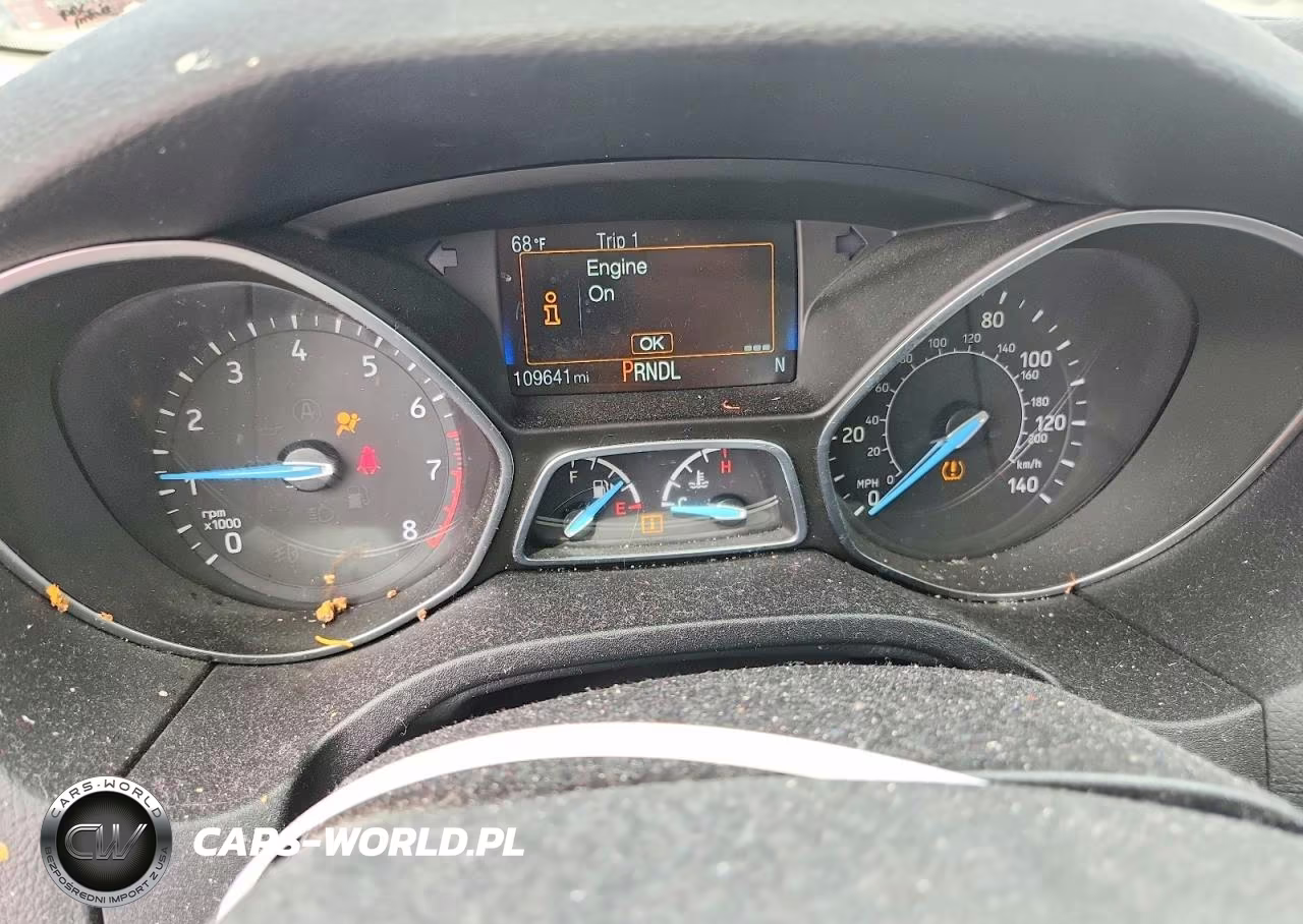2018 Ford Focus Se VIN:1FADP3F26JL327290 - 9