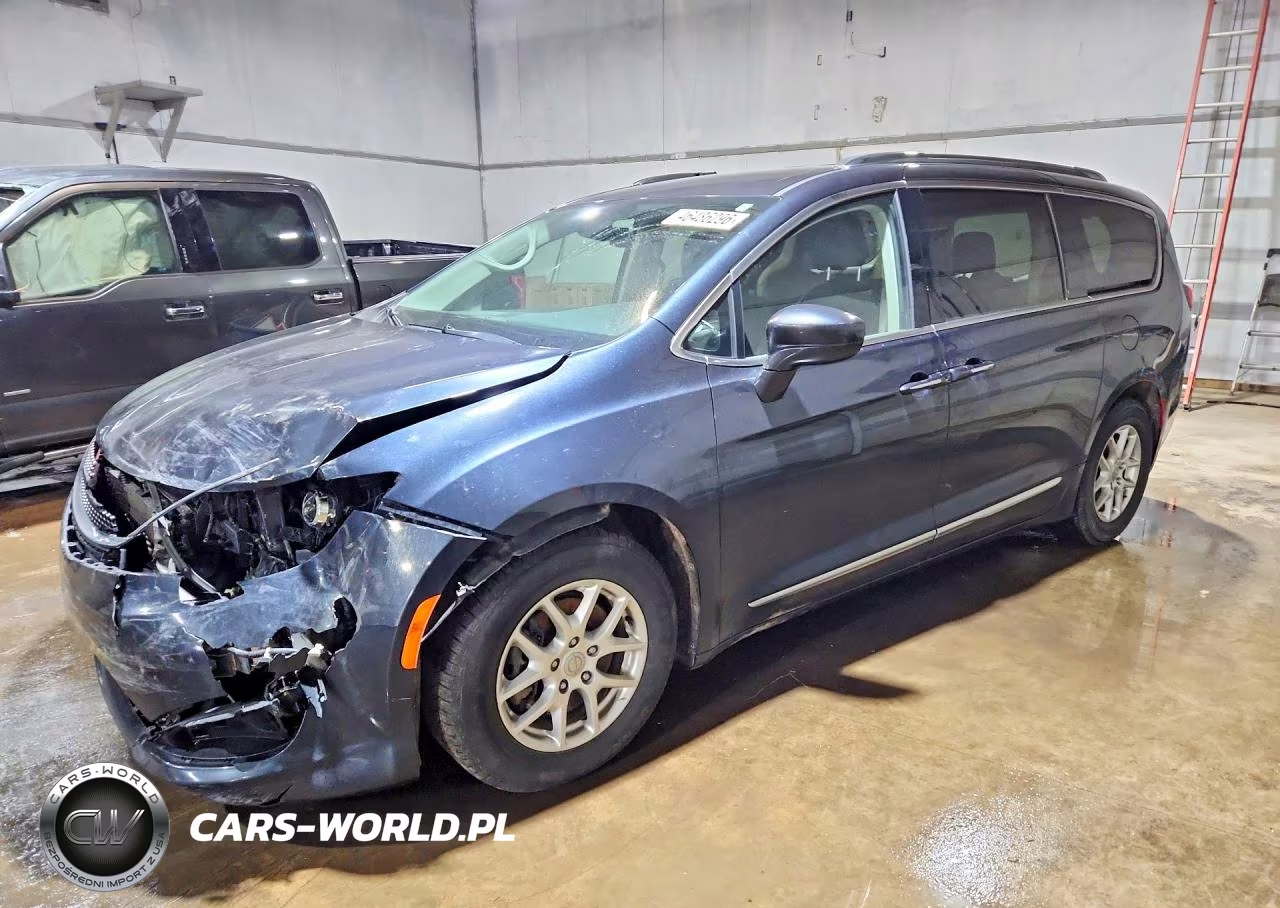 2020 Chrysler Pacifica Touring L