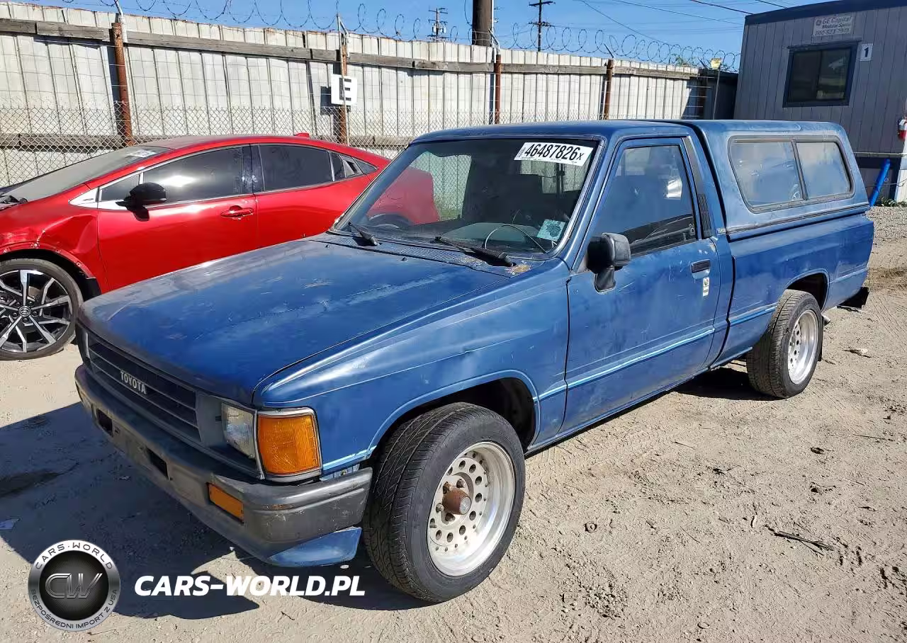 1987 Toyota Pickup Base