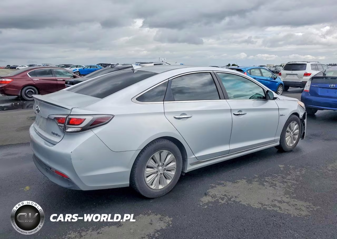 2017 Hyundai Sonata Hybrid Se VIN:KMHE24L36HA063411 - 3