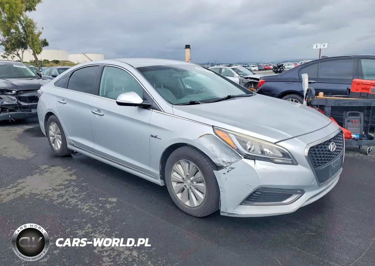 2017 Hyundai Sonata Hybrid Se VIN:KMHE24L36HA063411 - 4