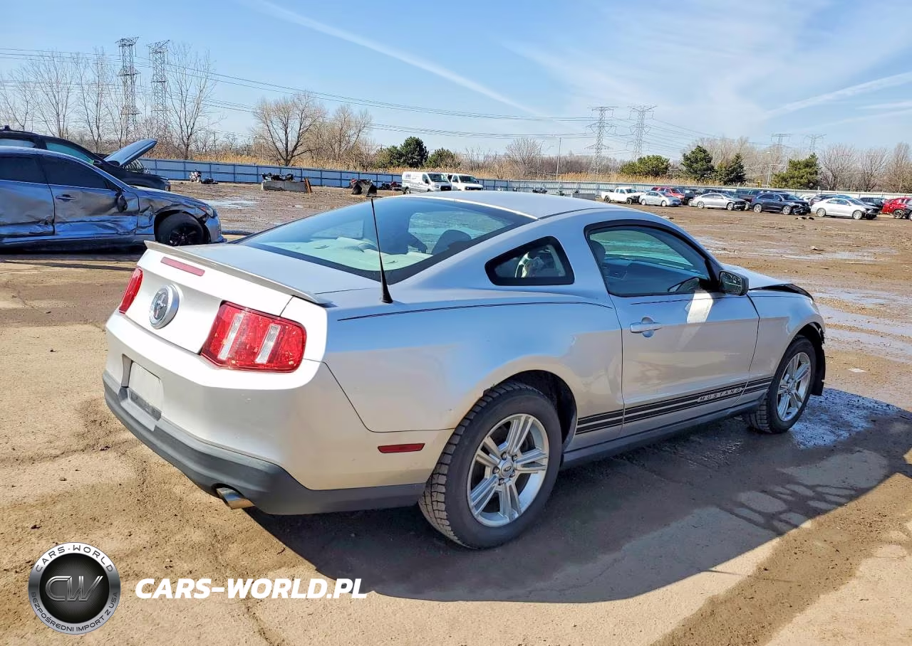 2010 Ford Mustang VIN:1ZVBP8AN2A5137634 - 3