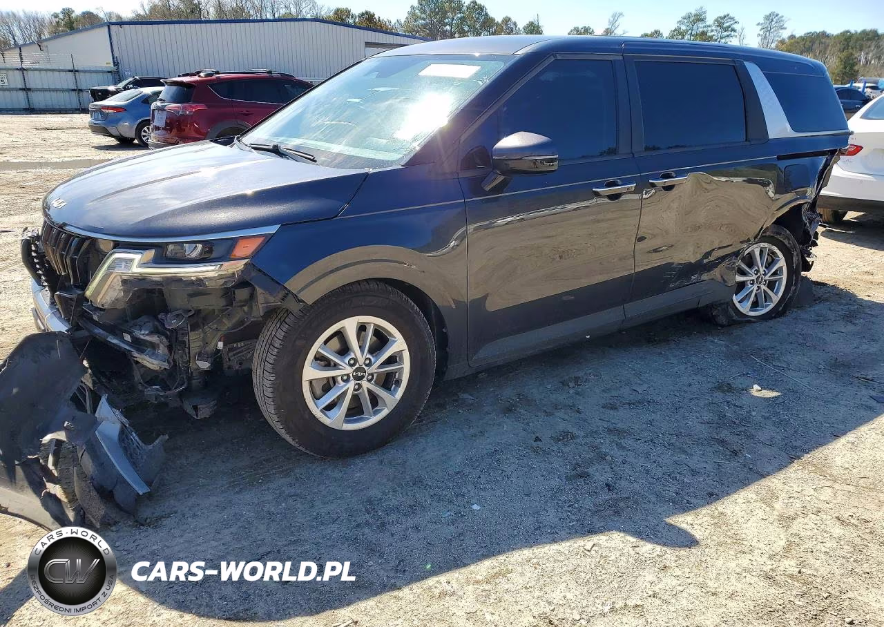 2023 Kia Carnival Lx