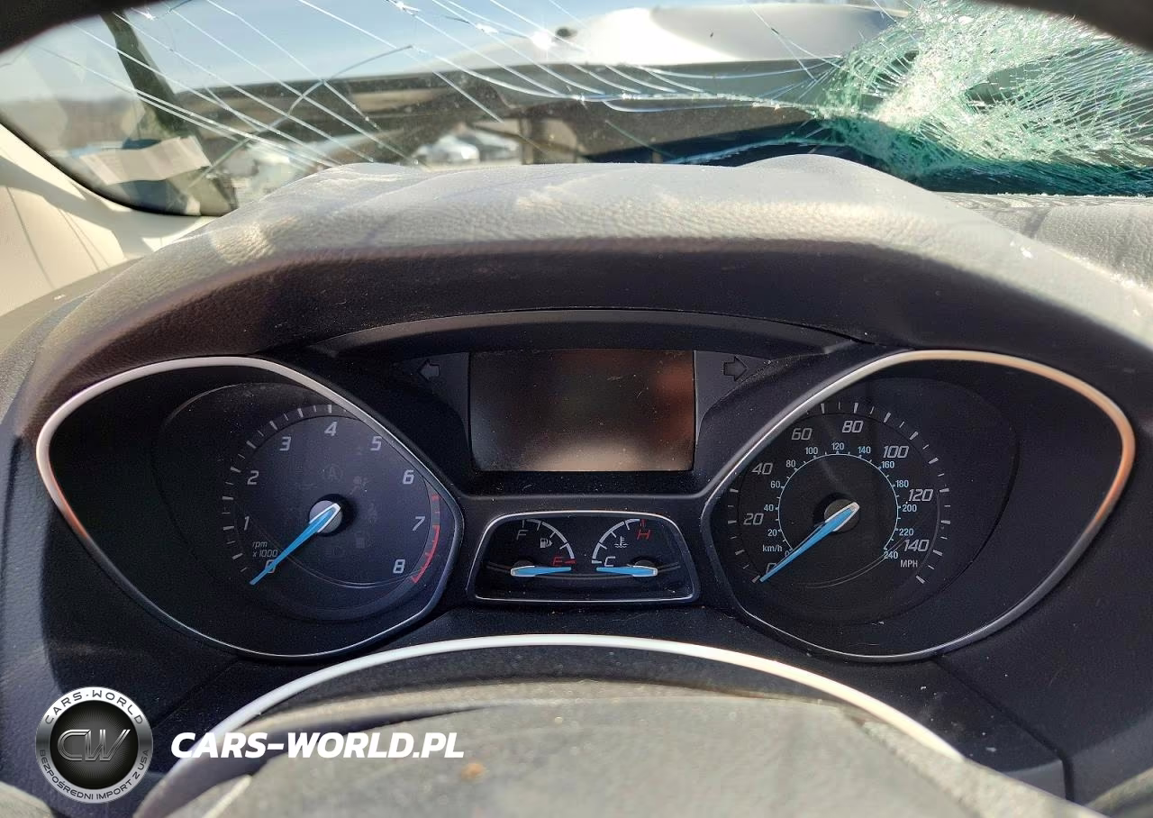 2014 Ford Focus Se VIN:1FADP3F28EL329449 - 9