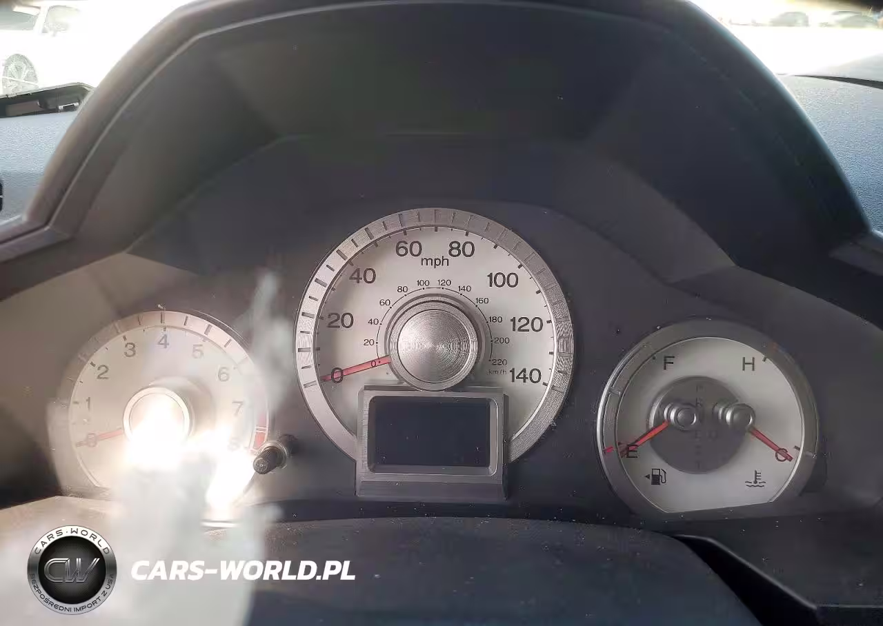 2011 Honda Pilot Touring VIN:5FNYF3H98BB026310 - 9