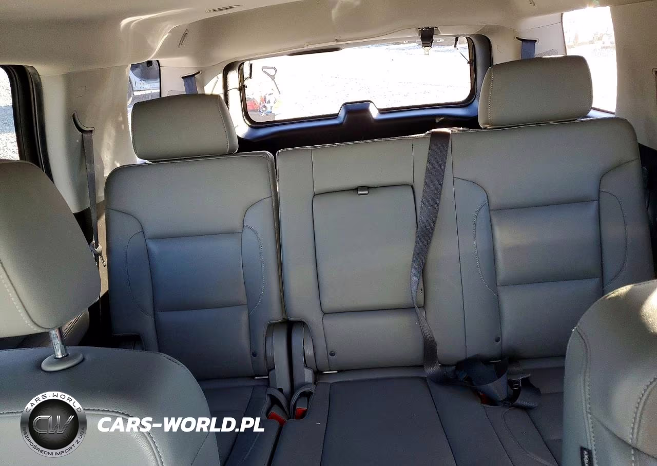 2019 Chevrolet Tahoe C1500 Lt VIN:1GNSCBKC0KR110149 - 10