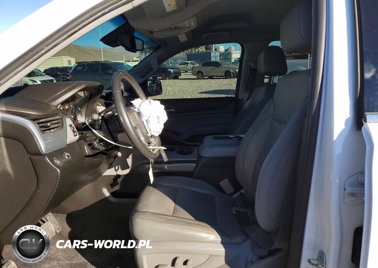 2019 Chevrolet Tahoe C1500 Lt VIN:1GNSCBKC0KR110149 - 7