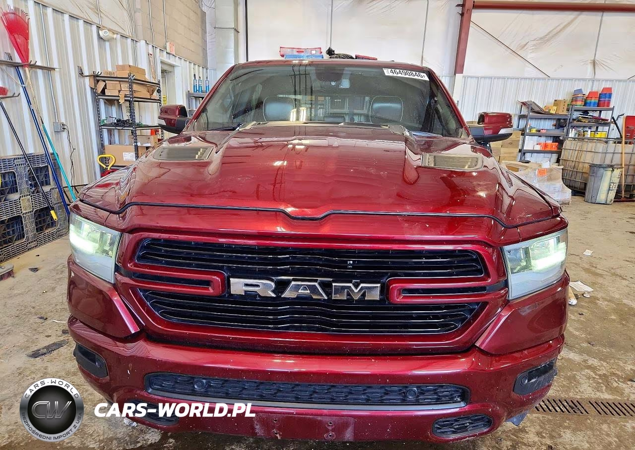 2020 Ram 1500 Laramie VIN:1C6SRFJT4LN287805 - 5