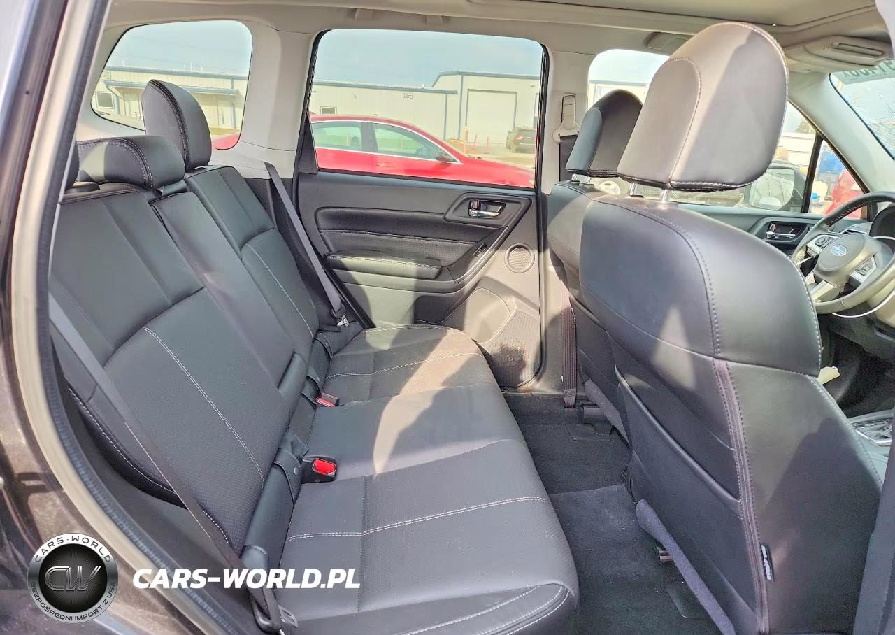 2018 Subaru Forester 2.5I Touring VIN:JF2SJAWC8JH480709 - 10